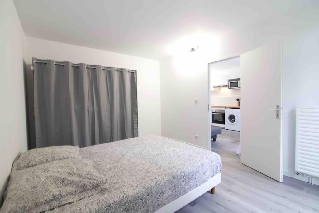 Le Dyonisos Et Piscine Apartment *
